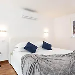 Campo de Fiori Detached Apartment - Eligio Top Collection