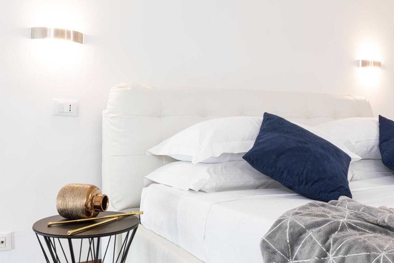 Campo De Fiori Detached - Eligio Collection *